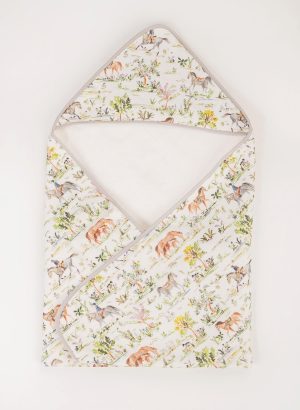 Hunter Pace Hooded Bath Towel